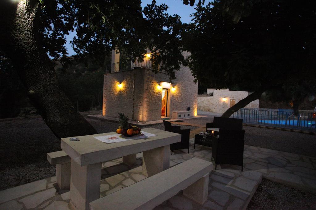 Villa Athina Argiroupolis Bilik gambar