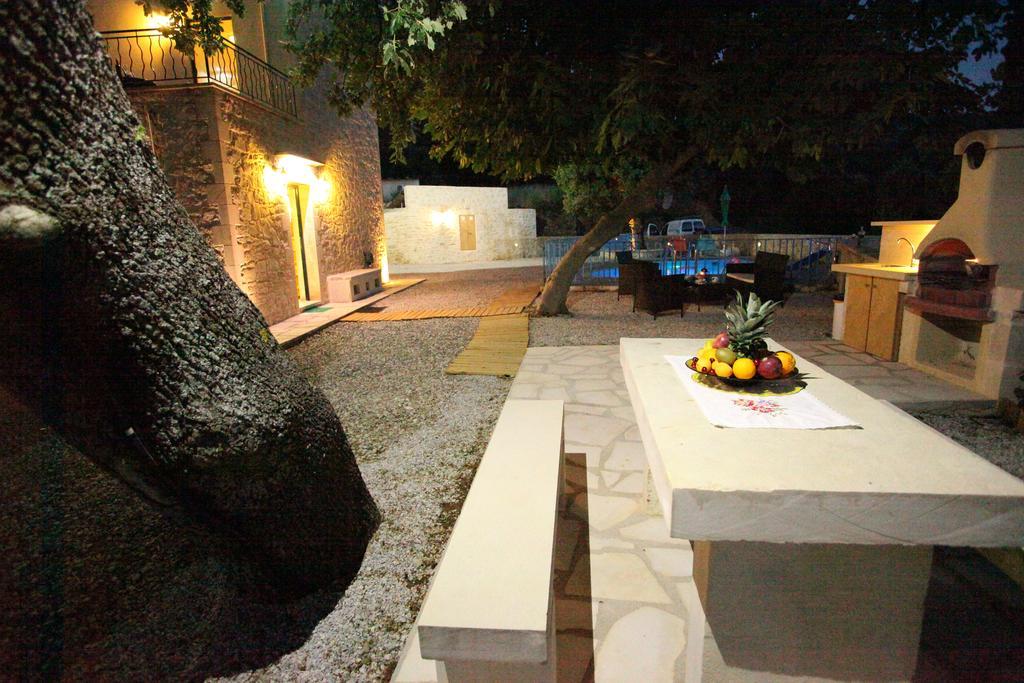 Villa Athina Argiroupolis Bilik gambar