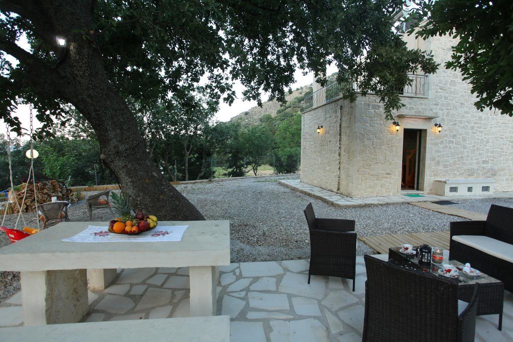 Villa Athina Argiroupolis Bilik gambar