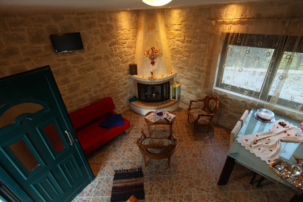 Villa Athina Argiroupolis Bilik gambar