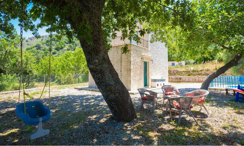 Villa Athina Argiroupolis Bilik gambar